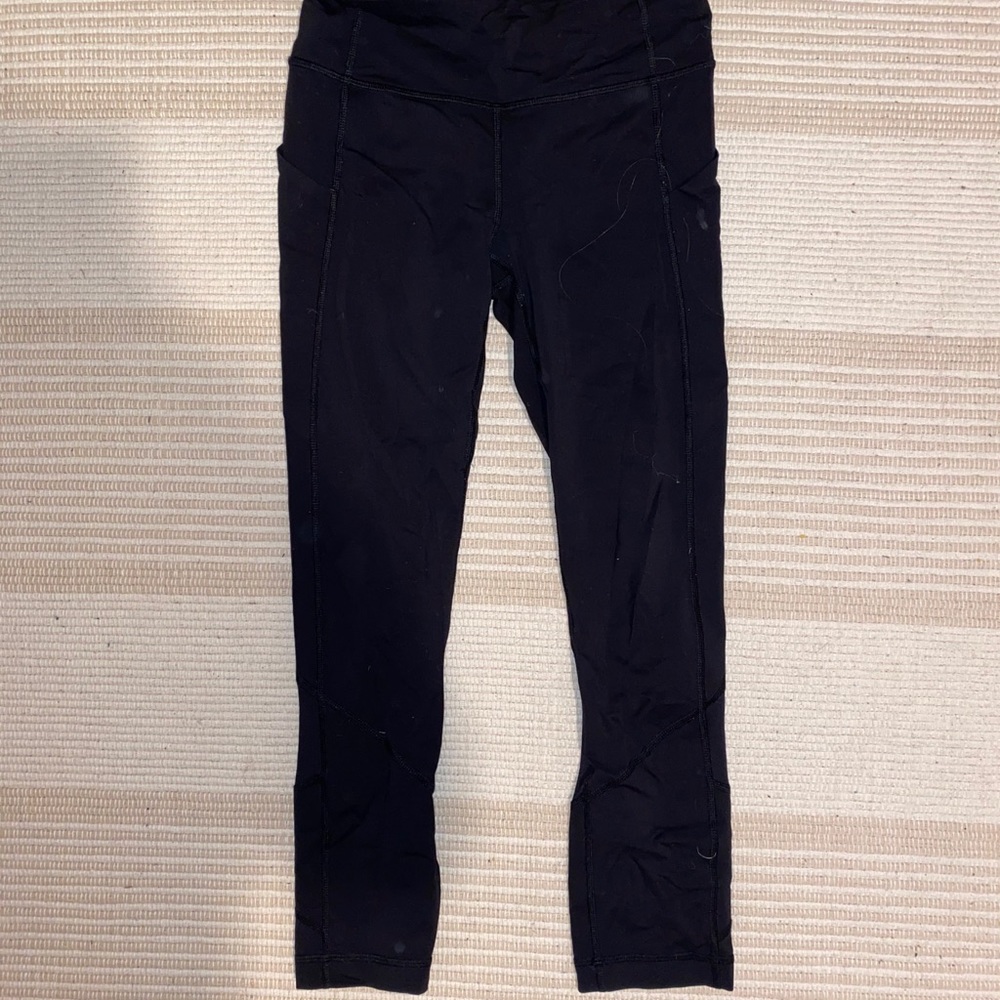 Lulu black leggings